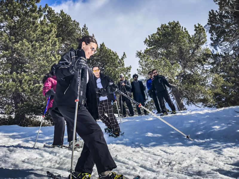 agence evenementielle receptive pays Basque erronda seminaire team building incentive event saint jean de luz pyrenees la mongie baqueira formigal construction raquettes randonnée activité neige