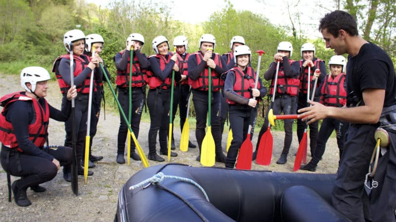 seminaire team building pays basque biarritz team-building-incentive-golf-sport plein air randonnee plage agence evenementielle pays basque erronda-cyclisme bubble foot paddle rafting surf