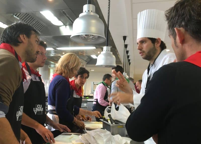 intervention-coaching-chef-cuisinier-imanol-zubelzu-brigade-biarritz-san-sebastian-pays-basque-agence-evenementielle-erronda-pays-basque-seminaire